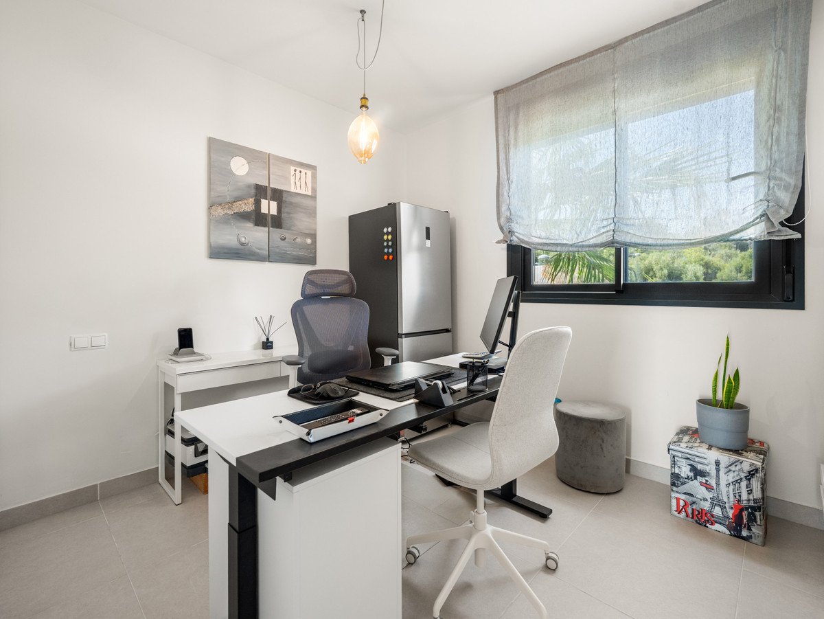 2 Bed Penthouse Duplex in Estepona