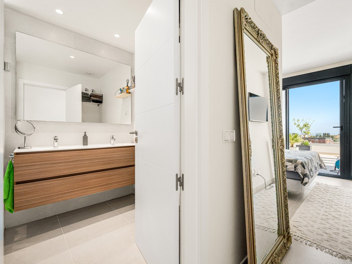 2 Bed Penthouse Duplex in Estepona