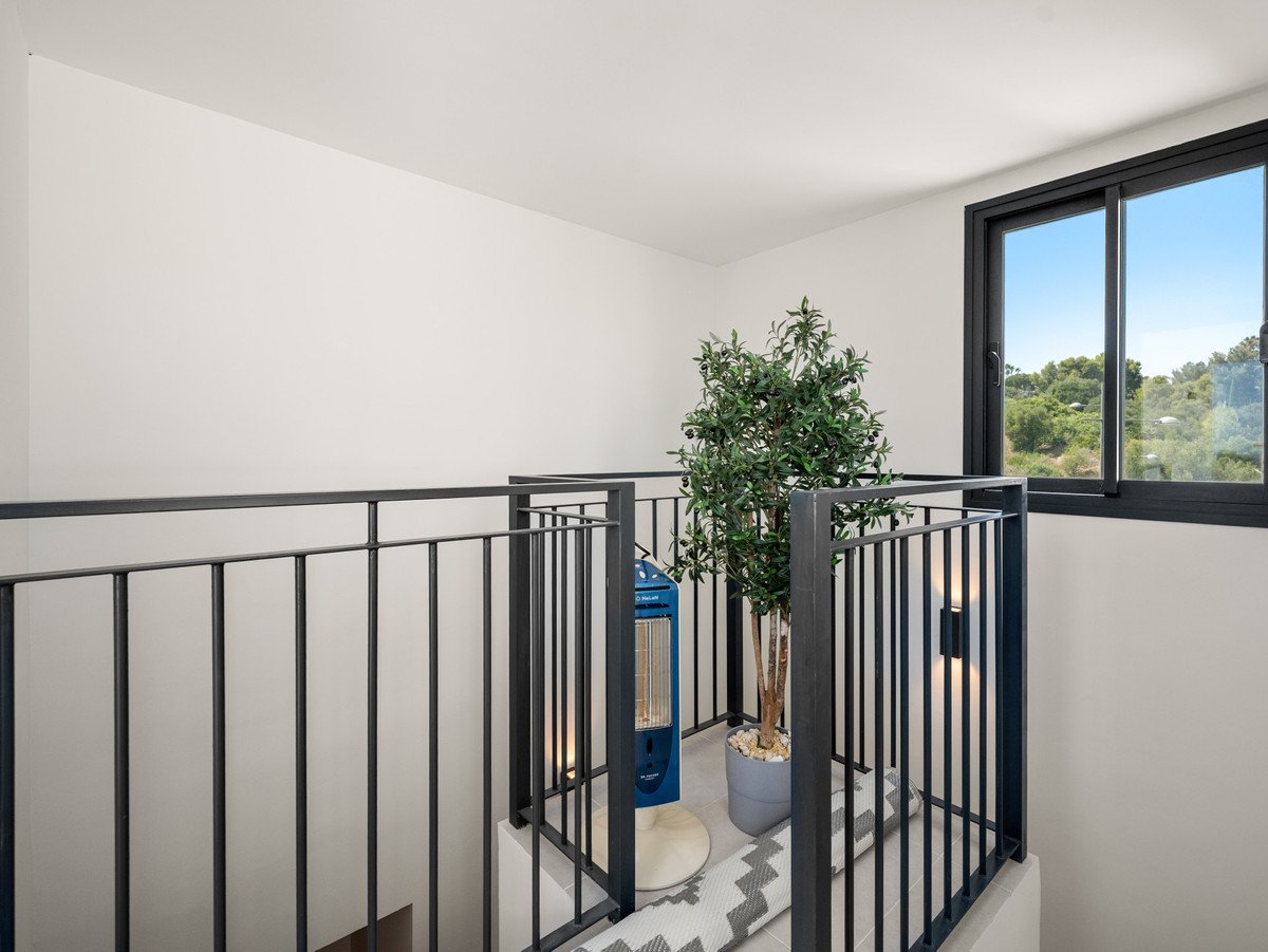 2 Bed Penthouse Duplex in Estepona