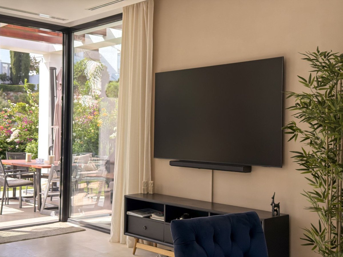 5 Bed Semi-Detached House in Cabopino