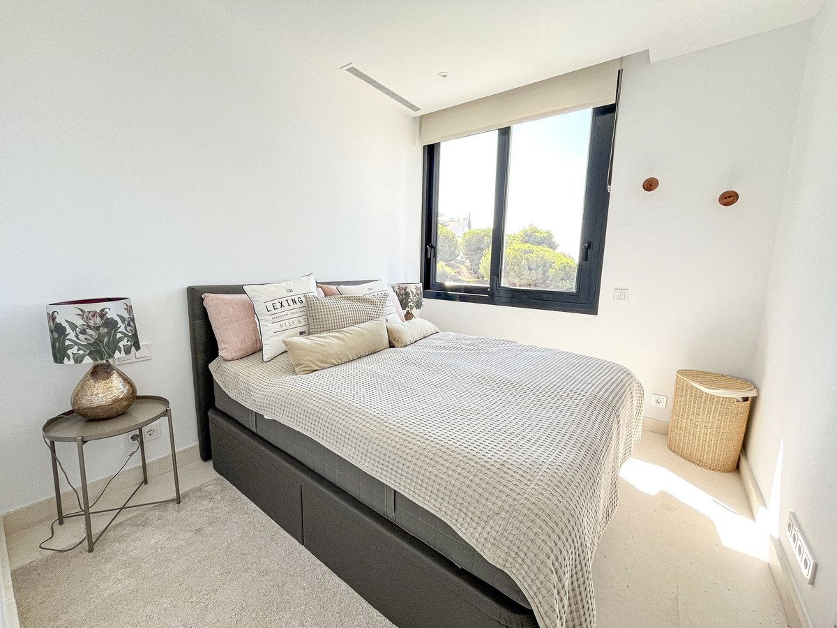 5 Bed Semi-Detached House in Cabopino