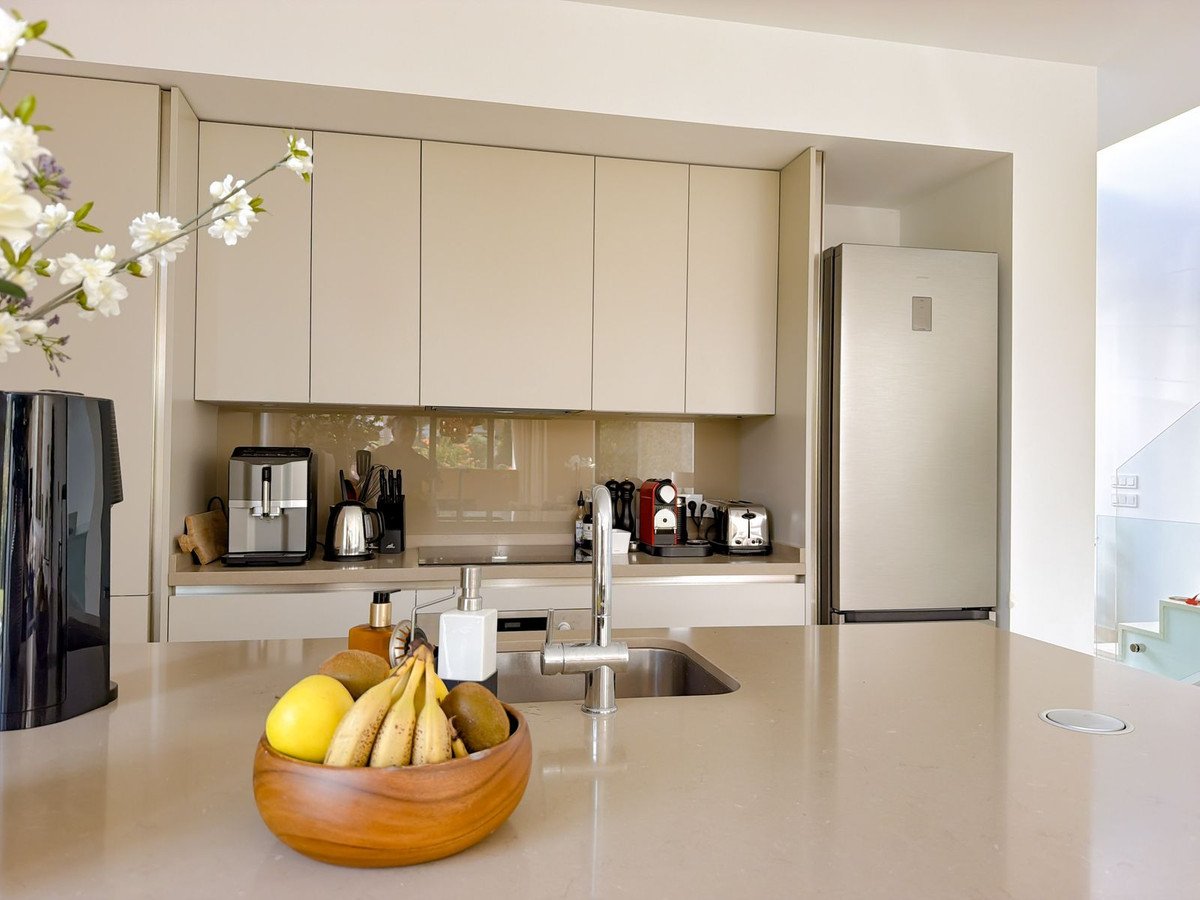 5 Bed Semi-Detached House in Cabopino