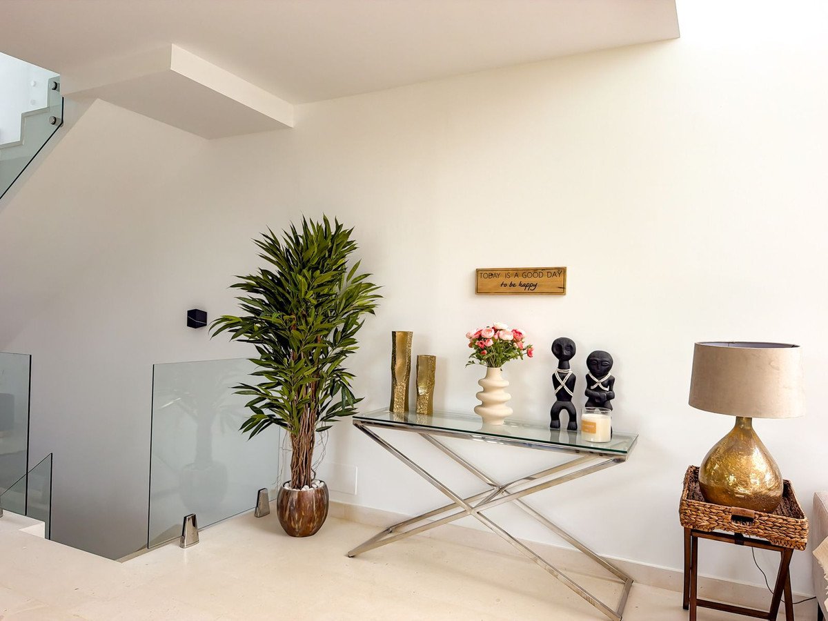5 Bed Semi-Detached House in Cabopino