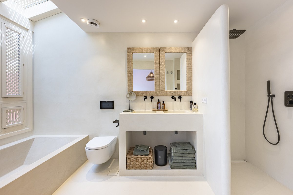 3 Bed Townhouse in The Golden Mile