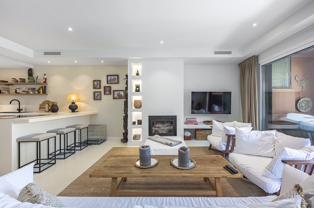 3 Bed Townhouse in The Golden Mile