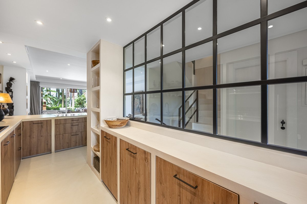 3 Bed Townhouse in The Golden Mile