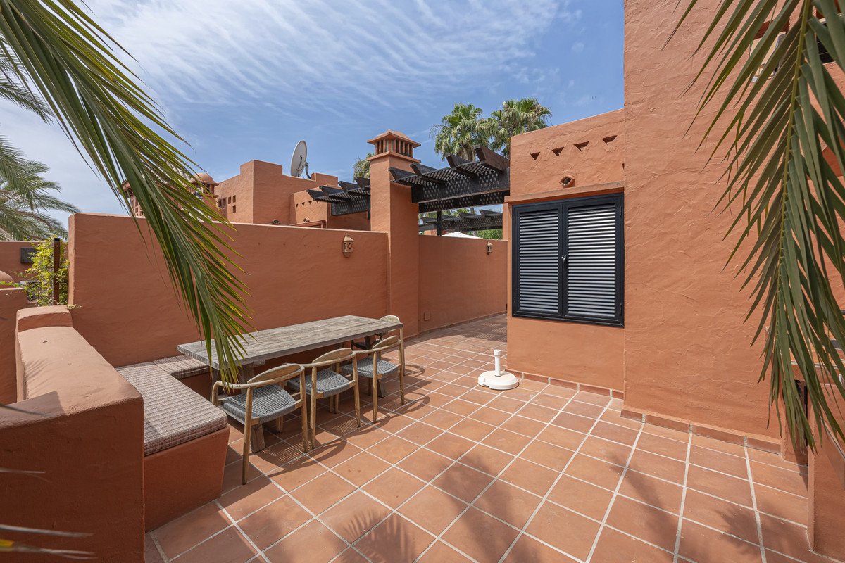 3 Bed Townhouse in The Golden Mile