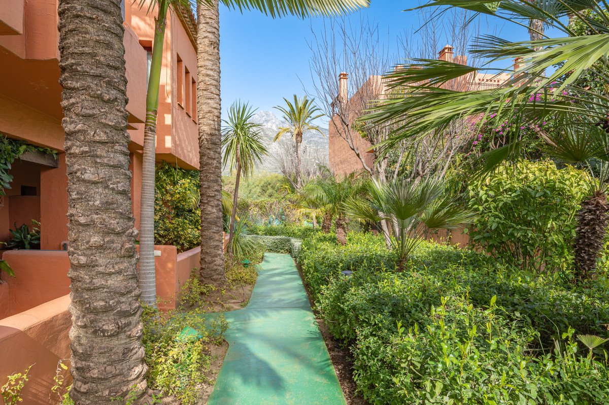 3 Bed Townhouse in The Golden Mile