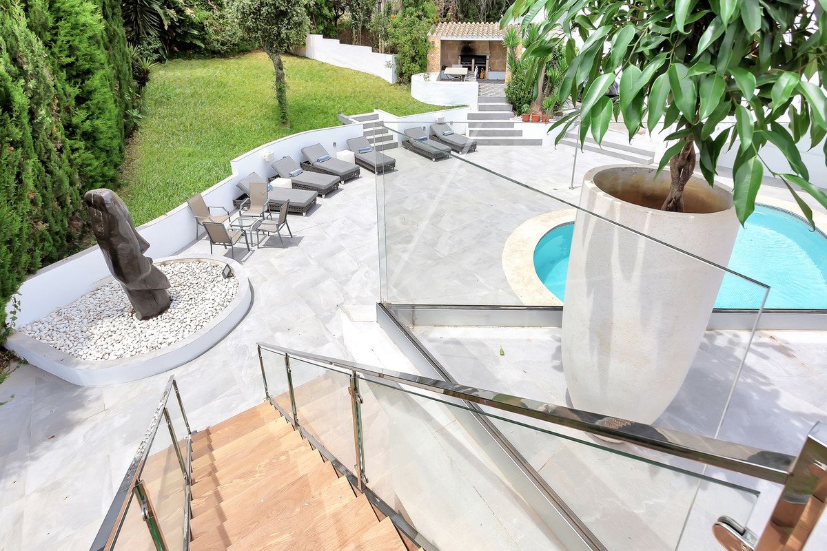 4 Bed Detached Villa in El Rosario