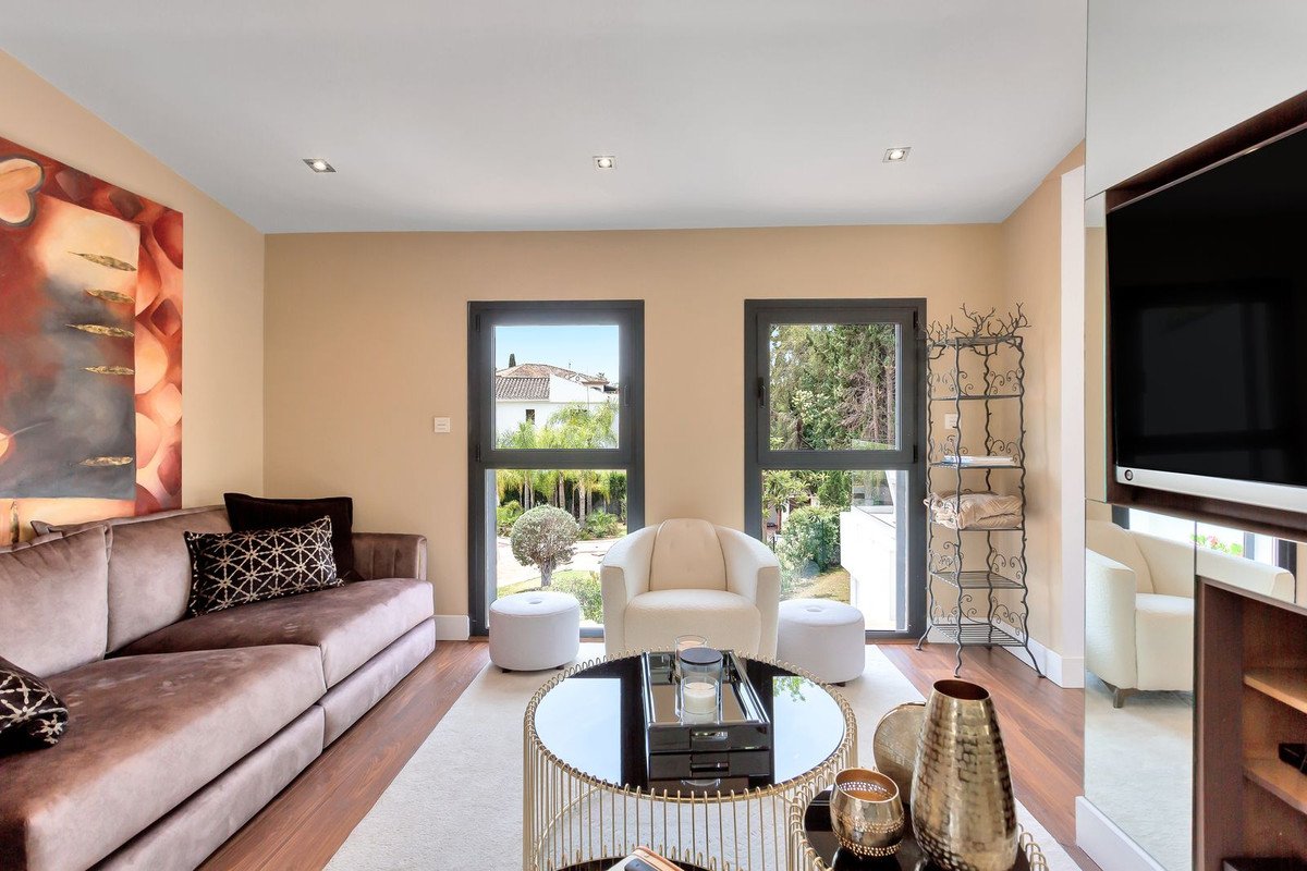 4 Bed Detached Villa in El Rosario