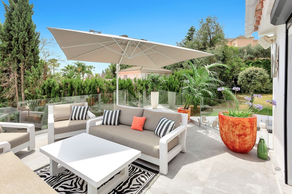 4 Bed Detached Villa in El Rosario