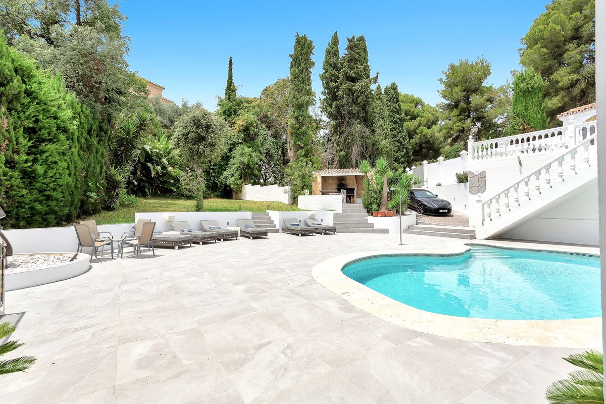 4 Bed Detached Villa in El Rosario