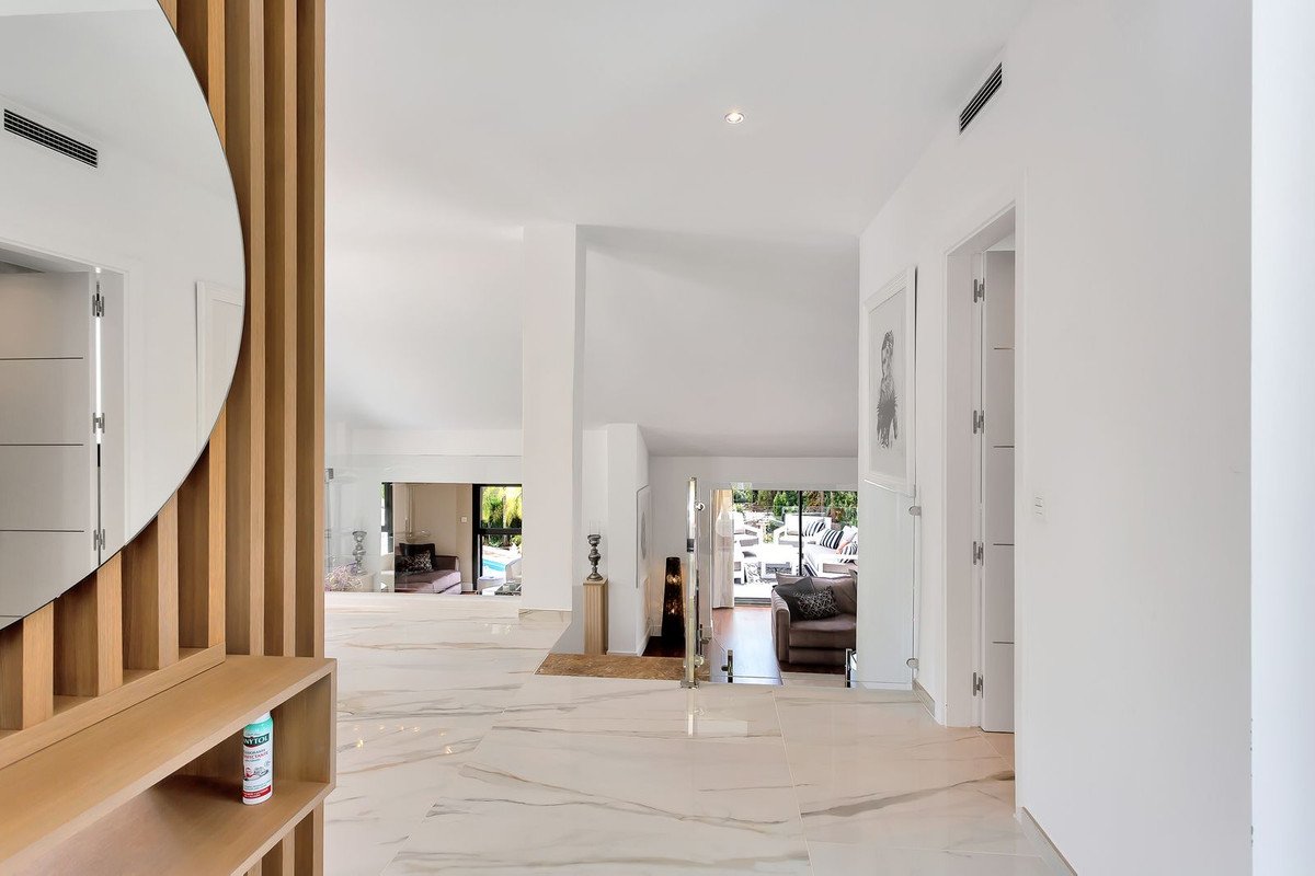 4 Bed Detached Villa in El Rosario