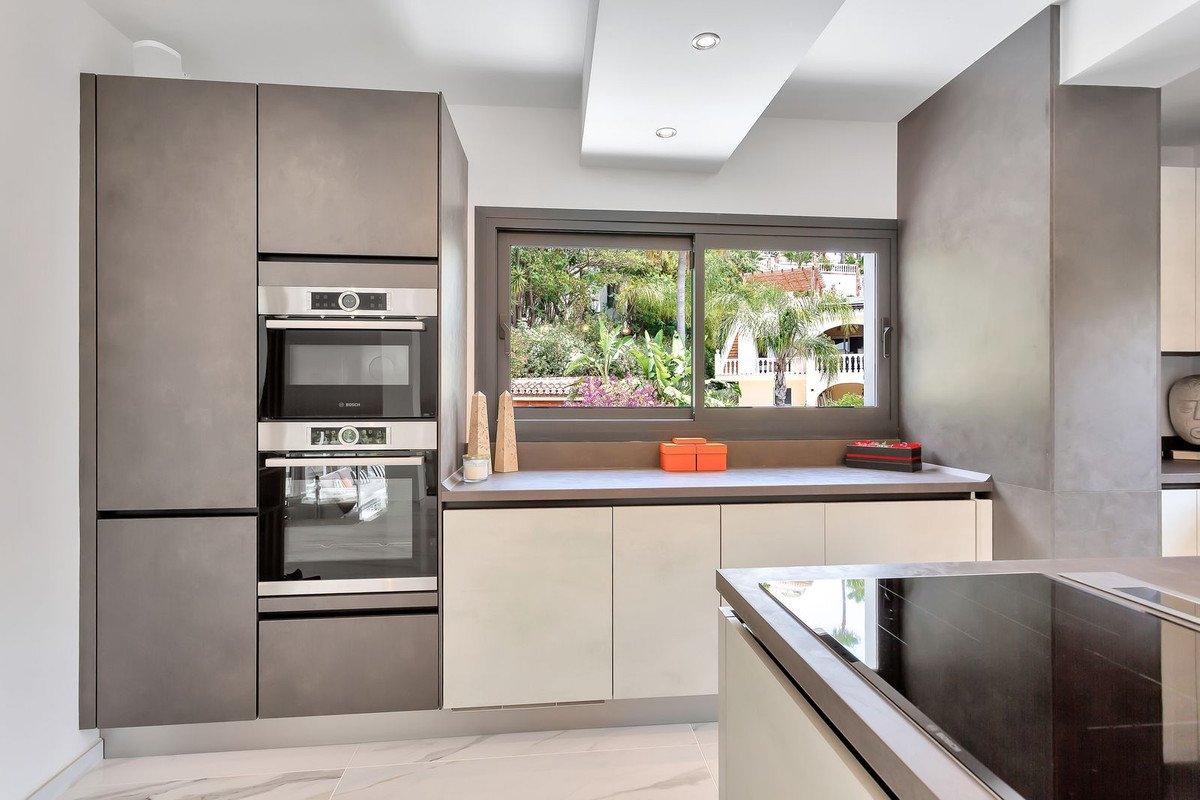 4 Bed Detached Villa in El Rosario