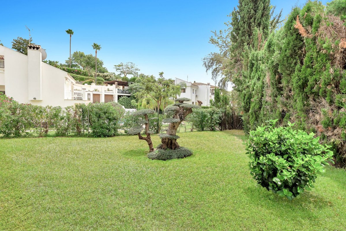 4 Bed Detached Villa in El Rosario