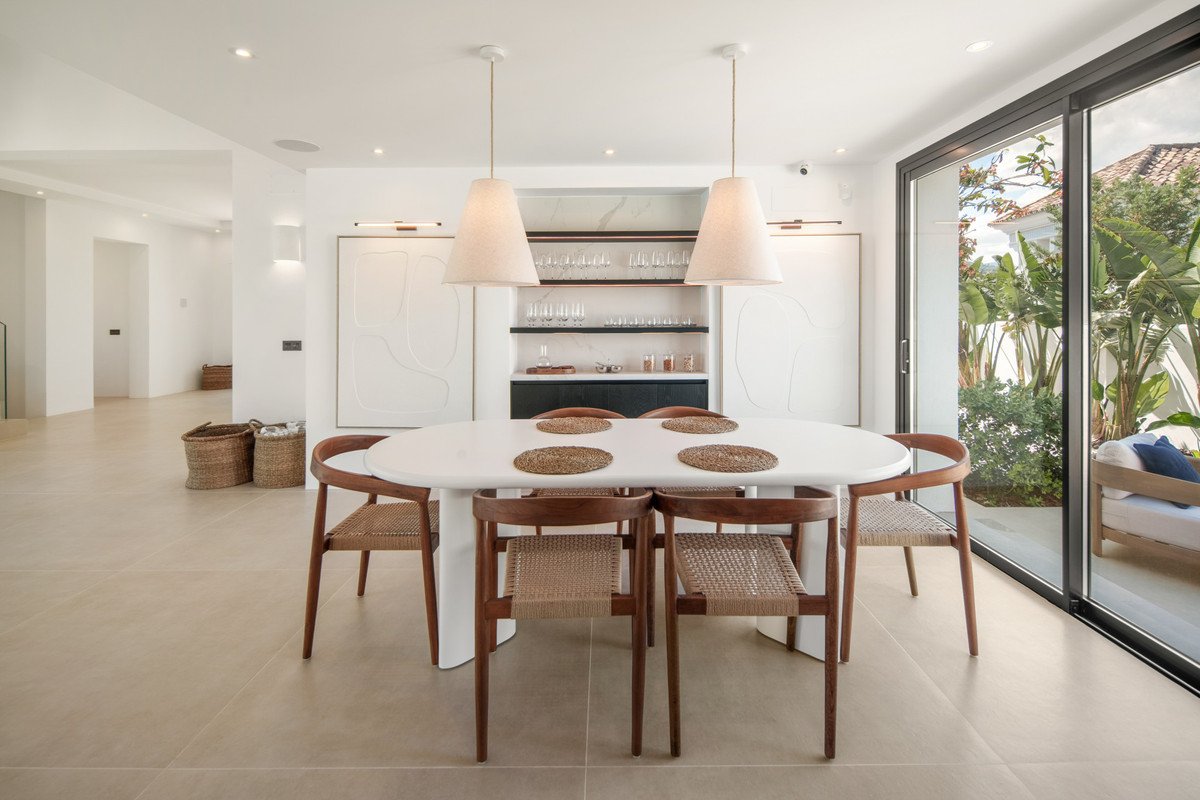 5 Bed Detached Villa in Benahavís