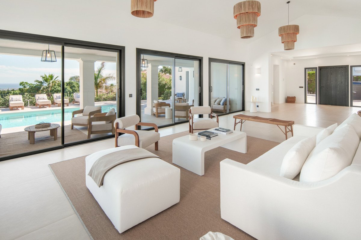 5 Bed Detached Villa in Benahavís