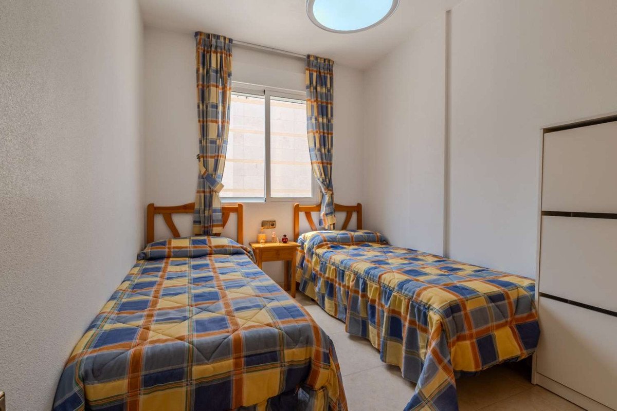 2 Bed Ground Floor Apartment in Torrevieja
