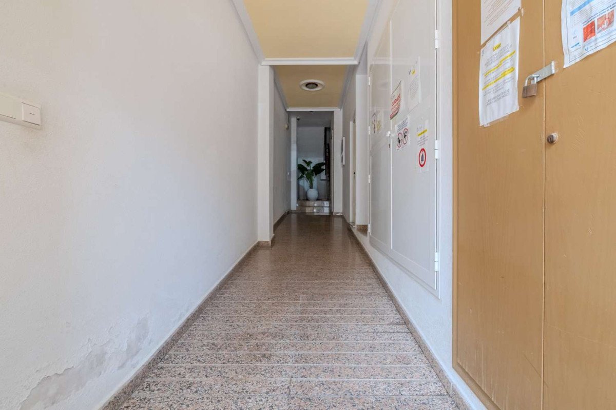 2 Bed Ground Floor Apartment in Torrevieja