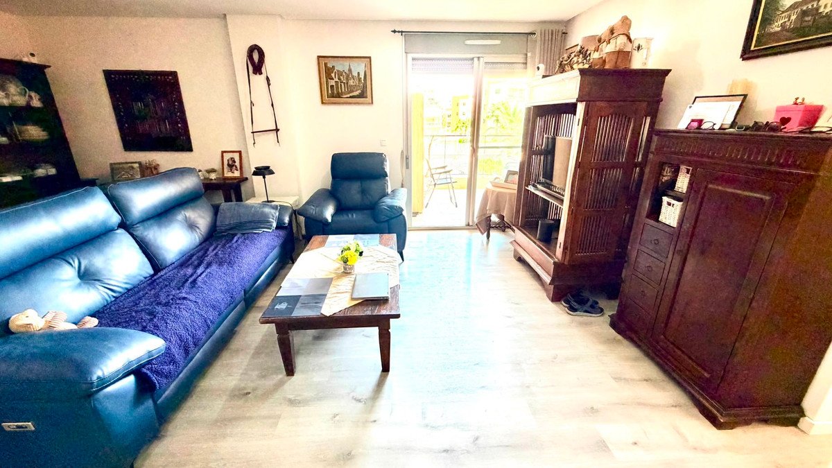 2 Bed Ground Floor Apartment in La Zenia