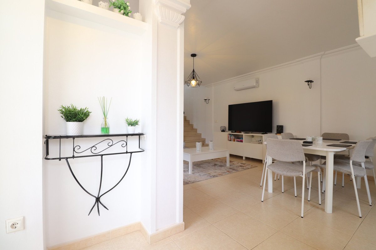 3 Bed Semi-Detached House in Los Montesinos