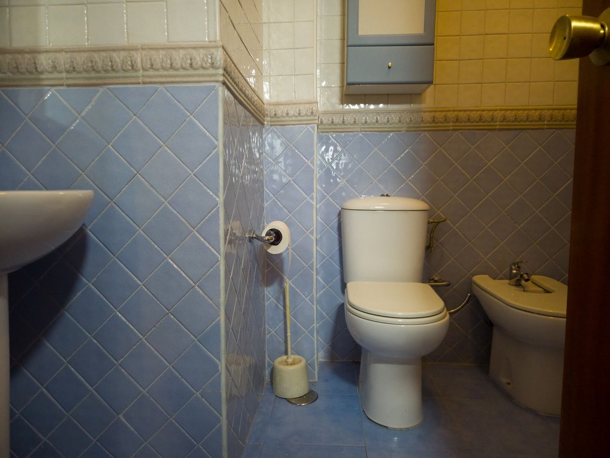 3 Bed Middle Floor Apartment in Fuengirola