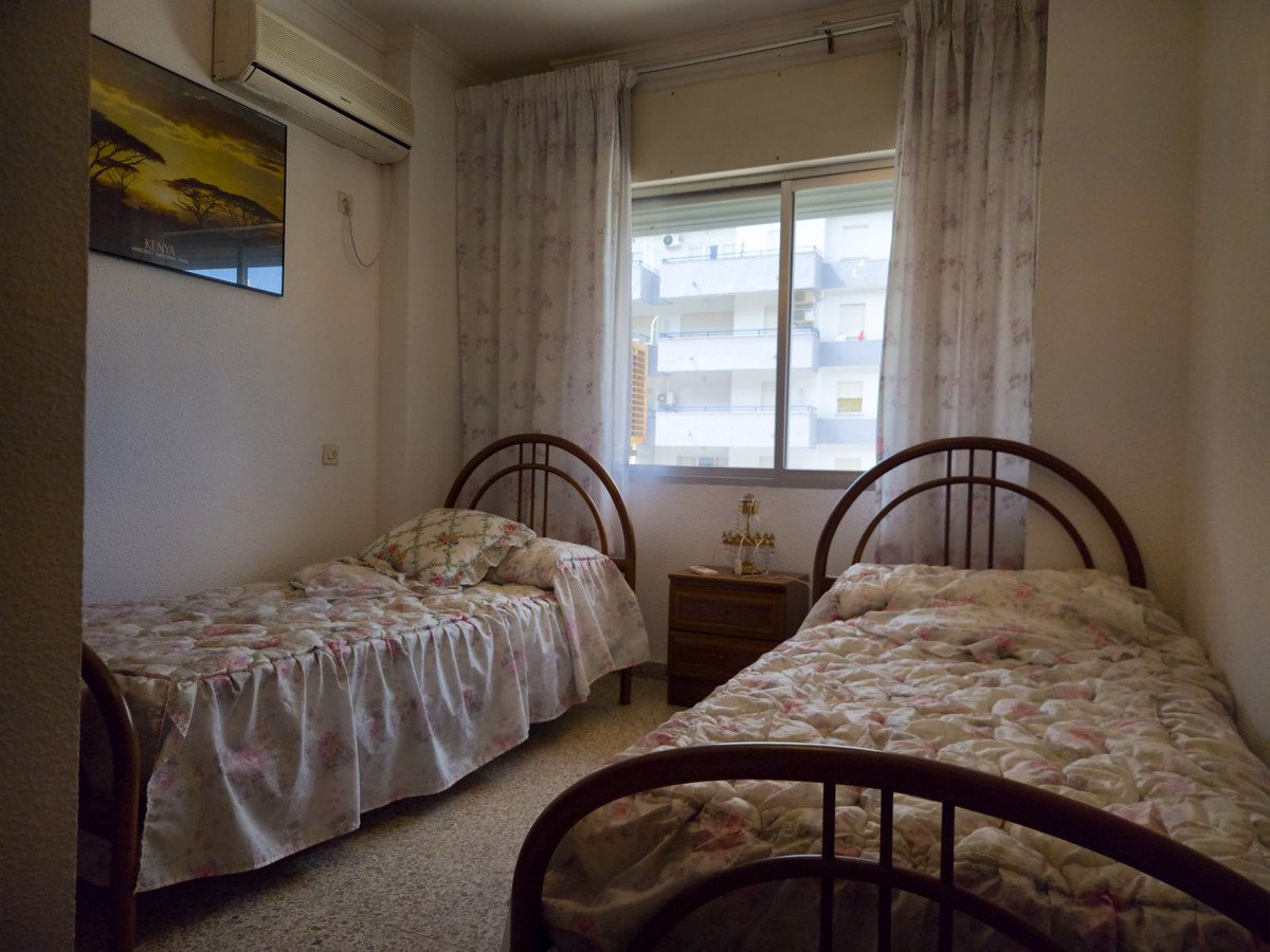 3 Bed Middle Floor Apartment in Fuengirola