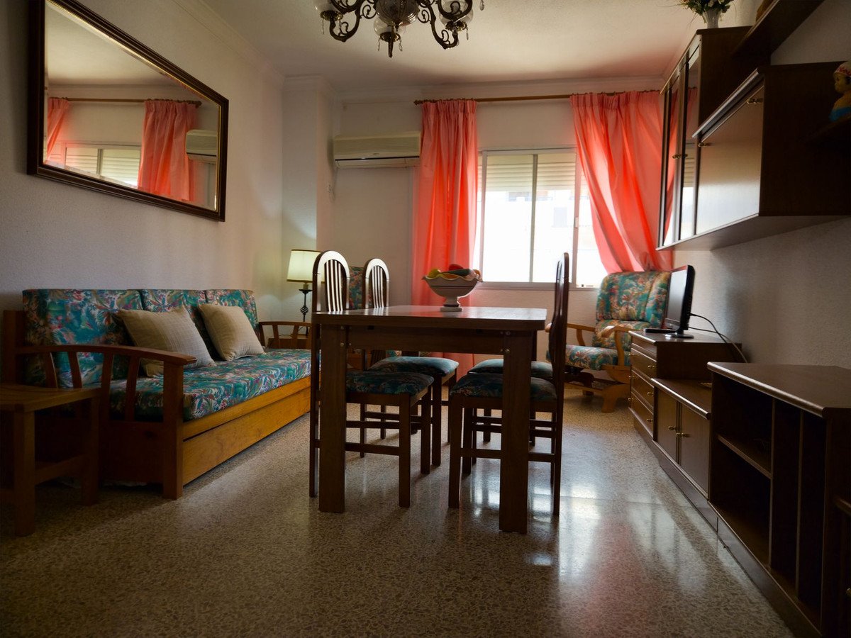 3 Bed Middle Floor Apartment in Fuengirola
