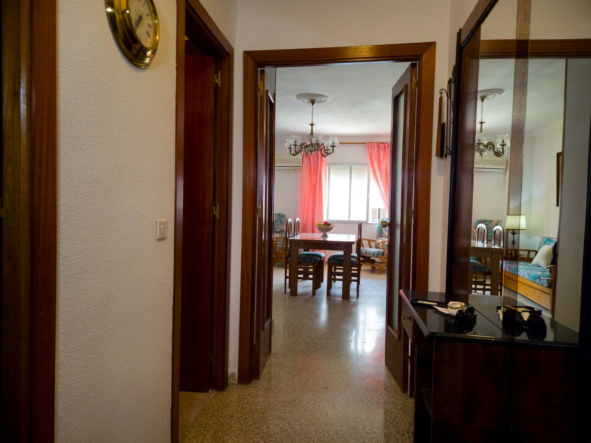 3 Bed Middle Floor Apartment in Fuengirola