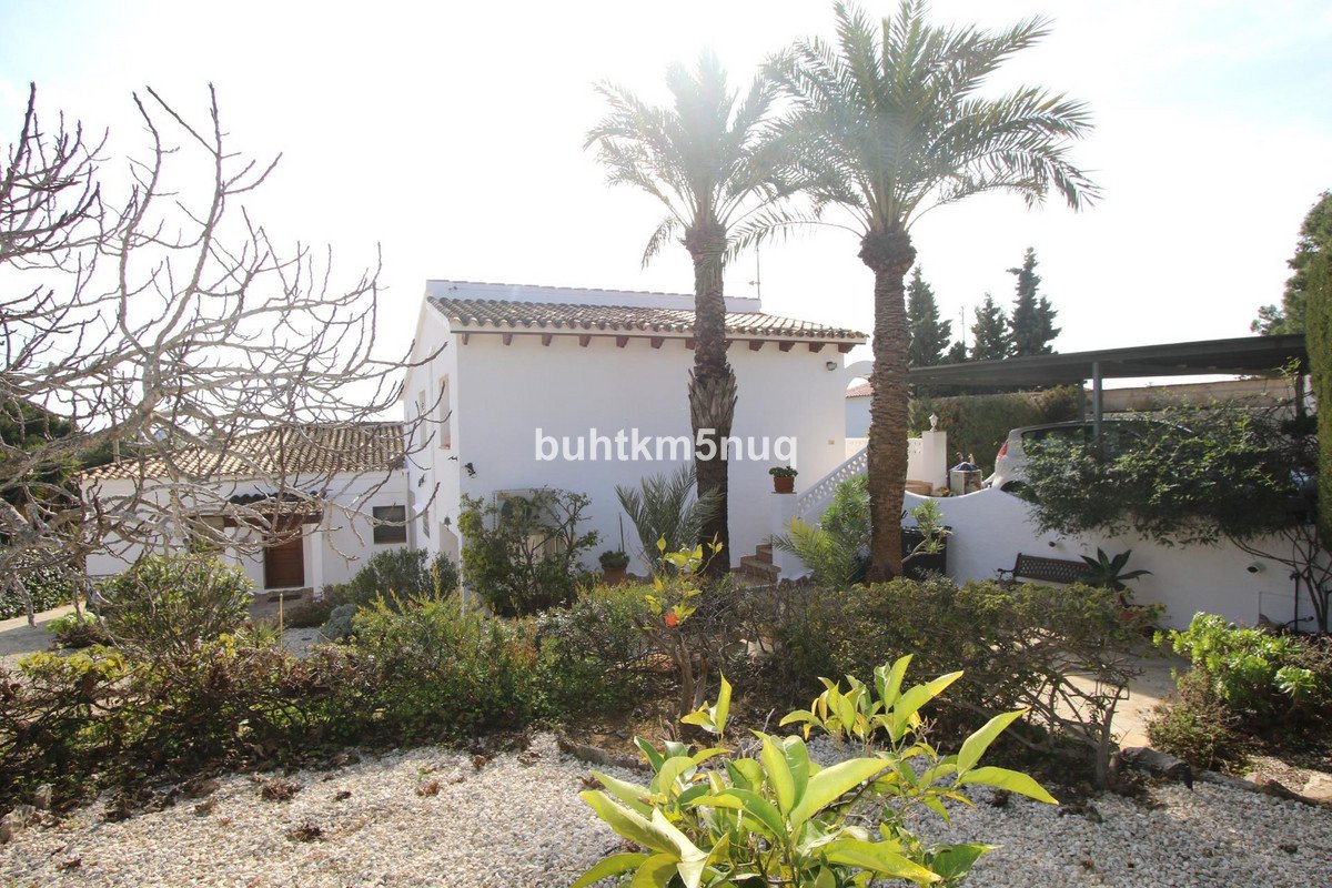 6 Bed Detached Villa in Calpe