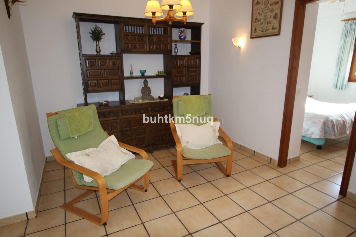 6 Bed Detached Villa in Calpe