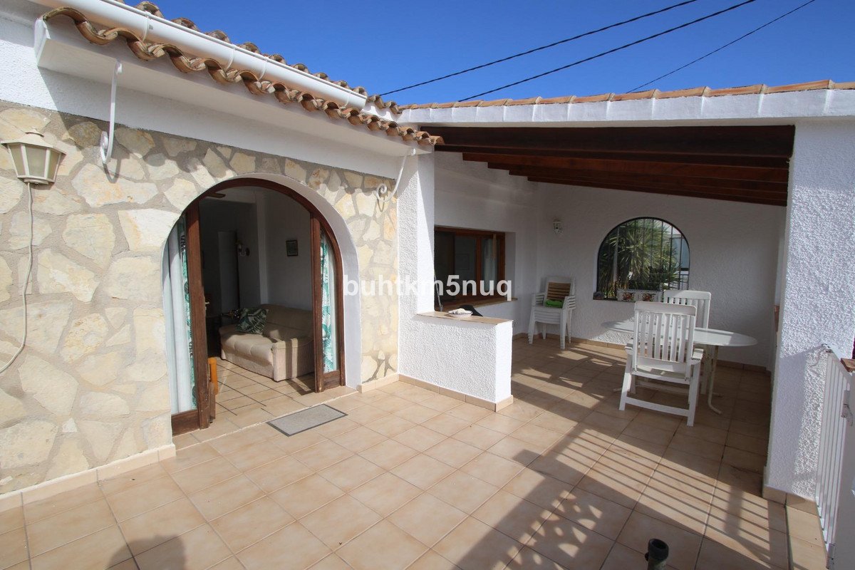 6 Bed Detached Villa in Calpe