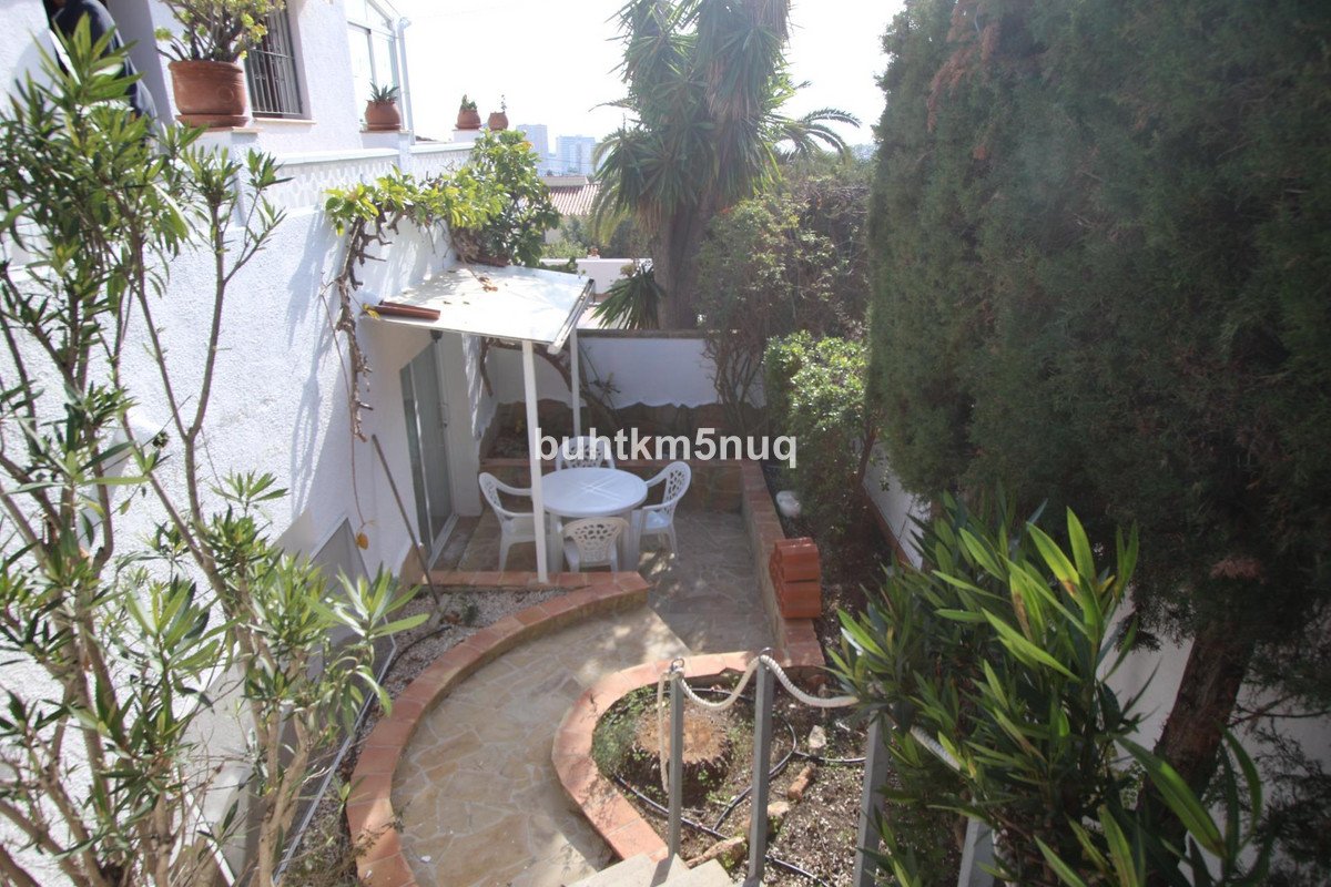 6 Bed Detached Villa in Calpe