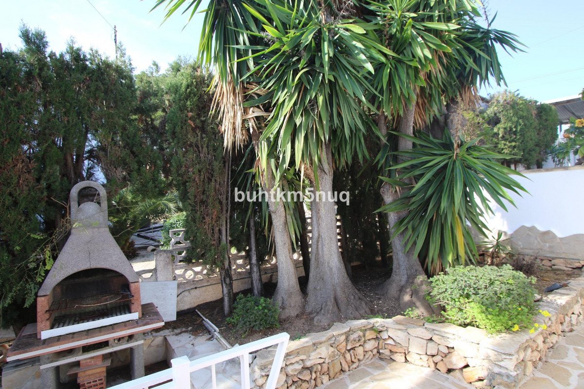 6 Bed Detached Villa in Calpe