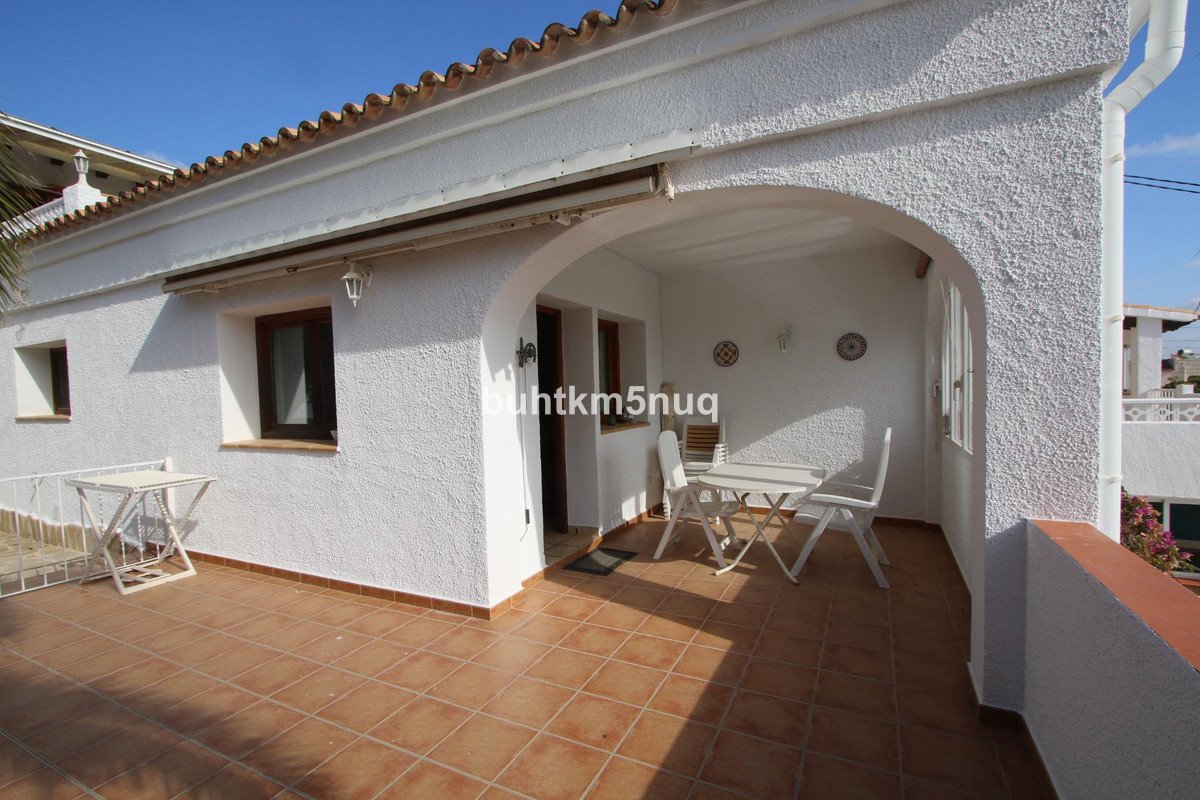 6 Bed Detached Villa in Calpe