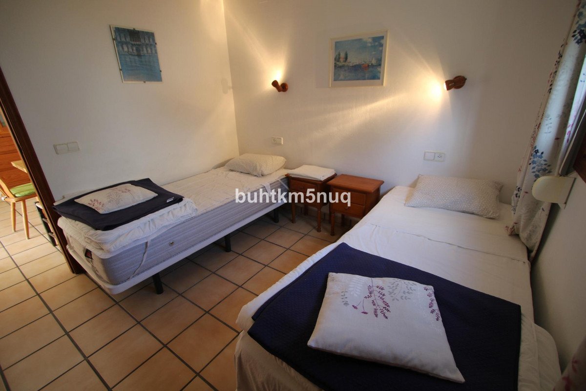 6 Bed Detached Villa in Calpe