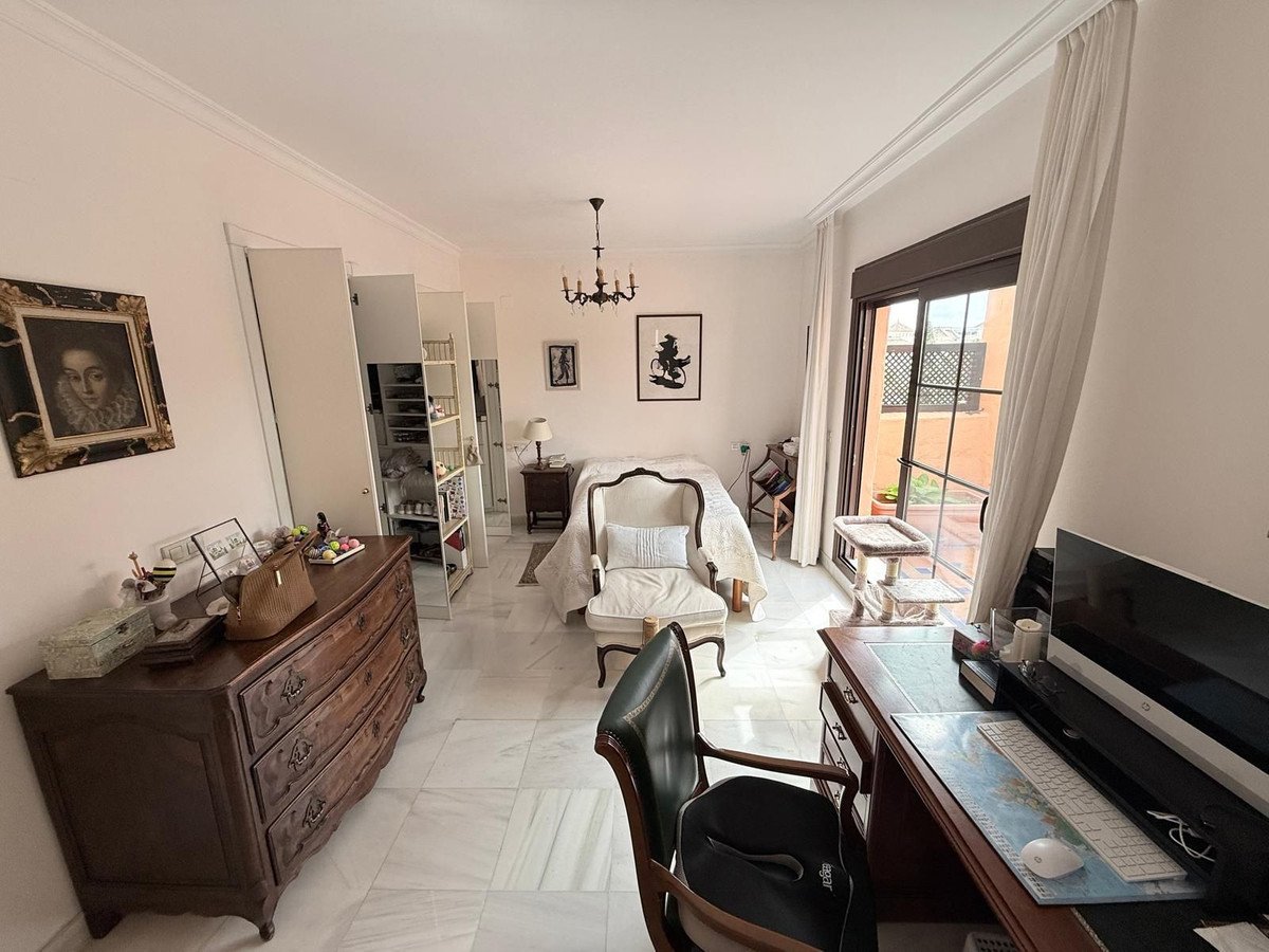 4 Bed Penthouse Duplex in Hacienda del Sol