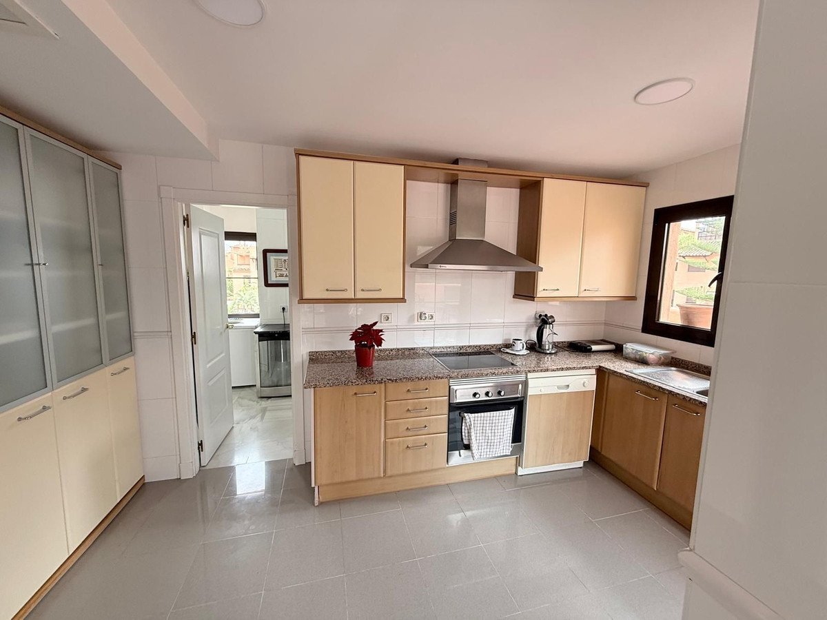 4 Bed Penthouse Duplex in Hacienda del Sol
