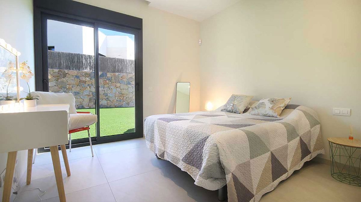 3 Bed Detached Villa in Las Colinas Golf