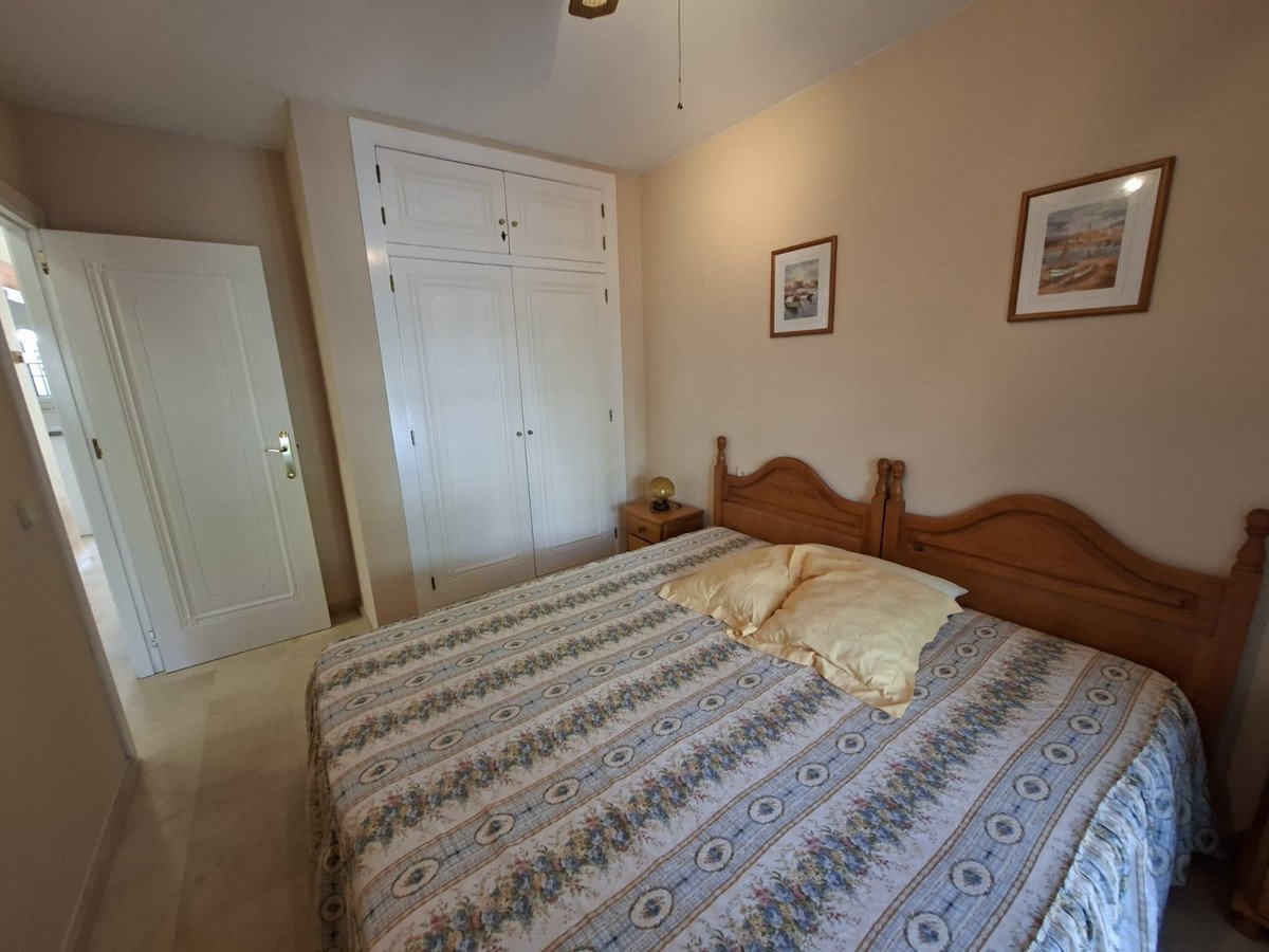 2 Bed Detached Villa in Villamartin