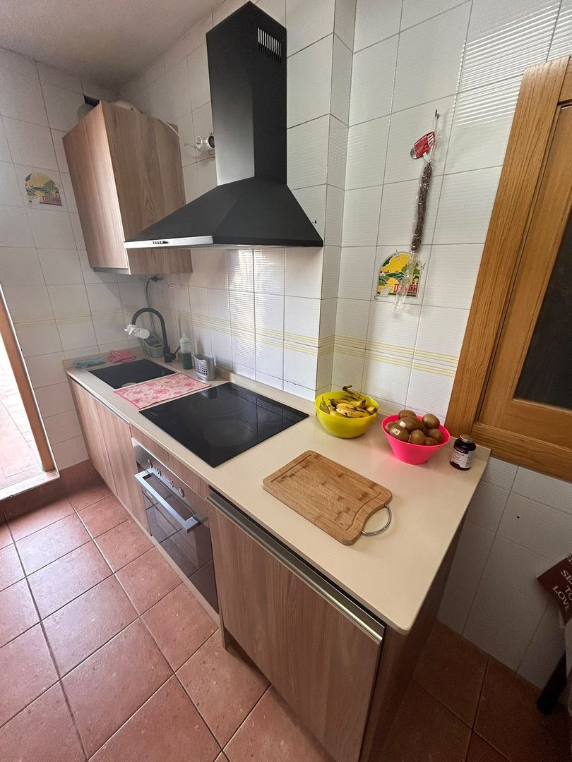 3 Bed Middle Floor Apartment in Las Lagunas