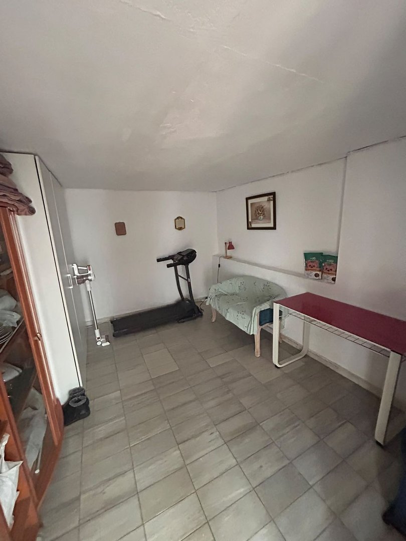 3 Bed Middle Floor Apartment in Las Lagunas