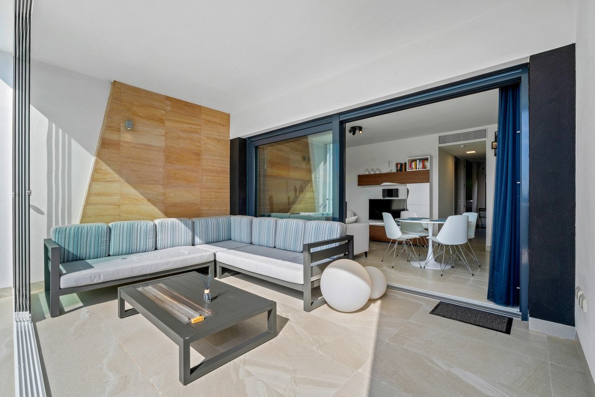 2 Bed Ground Floor Apartment in Villamartin