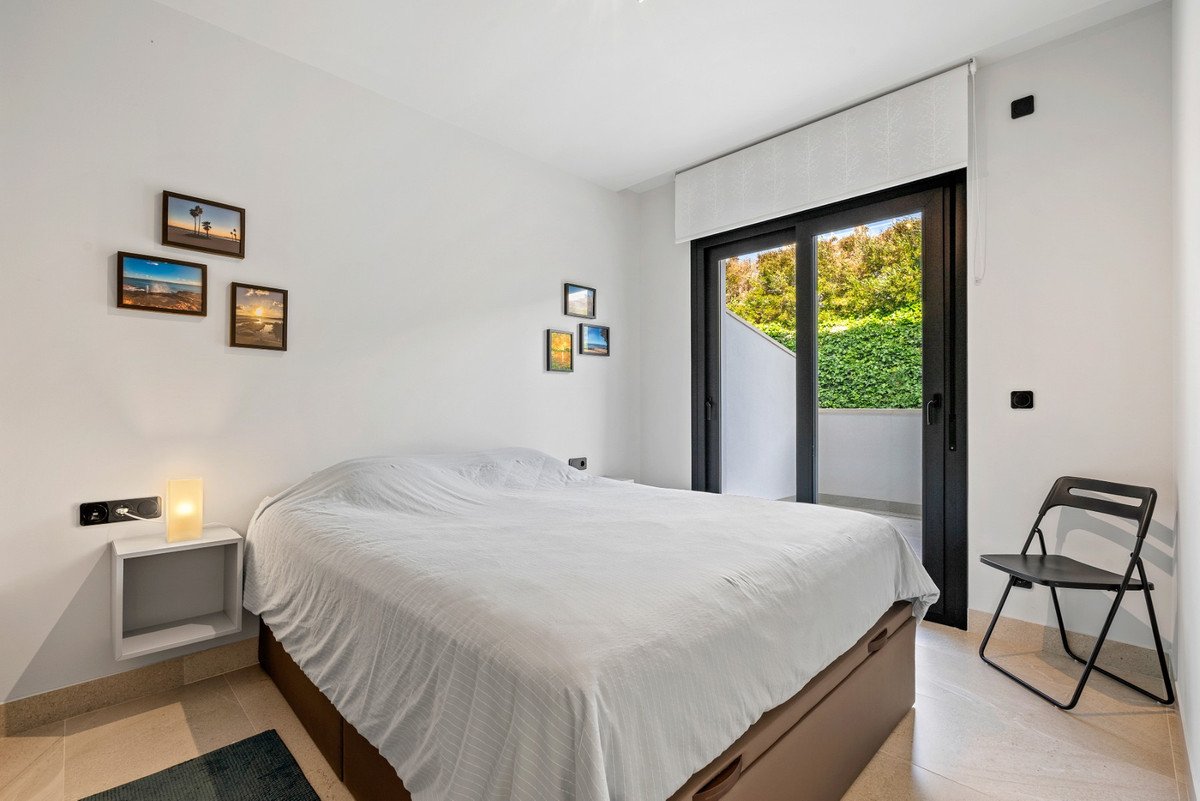 2 Bed Ground Floor Apartment in Villamartin