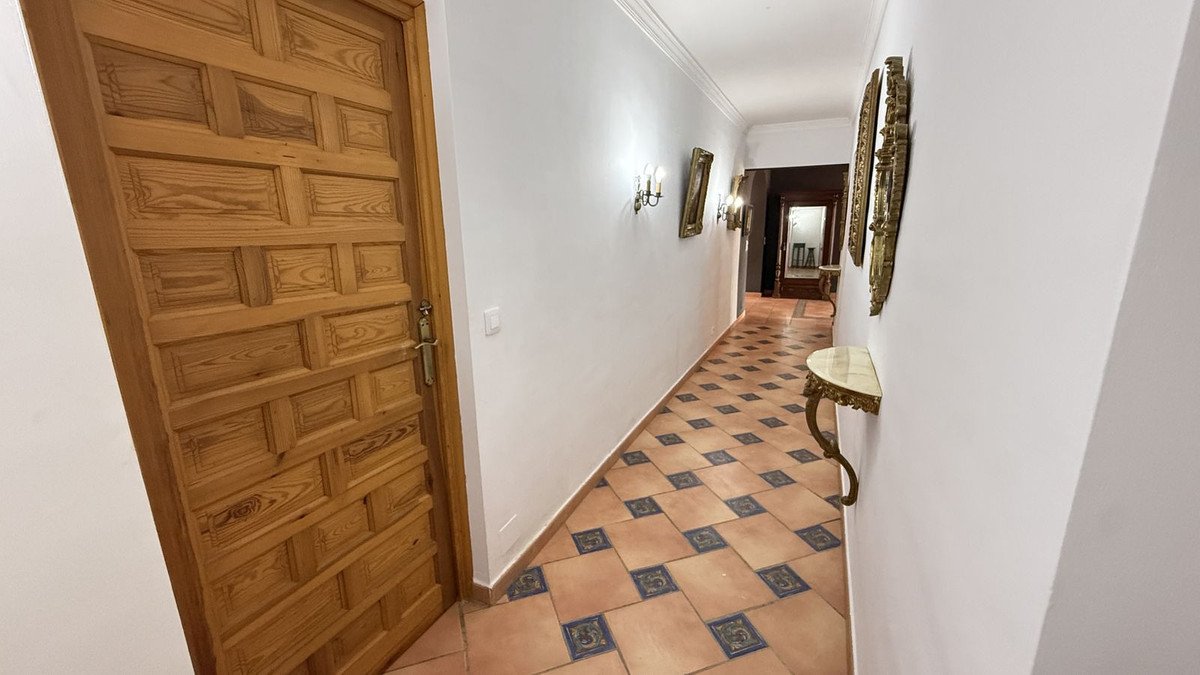 4 Bed Finca - Cortijo in Coín