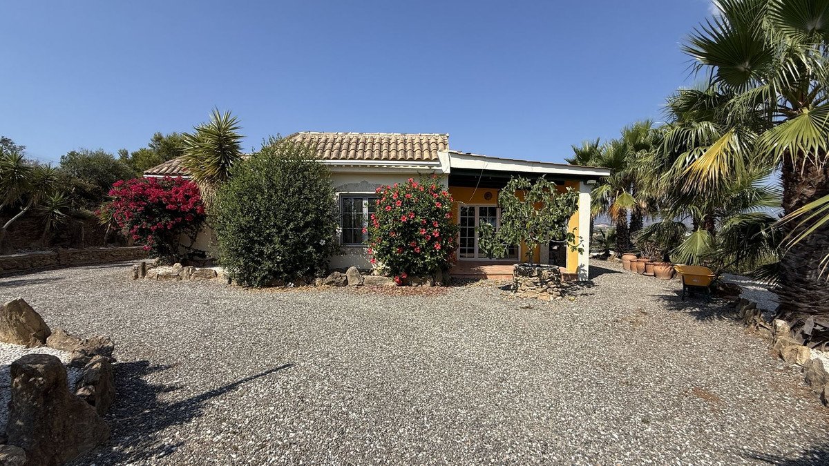 4 Bed Finca - Cortijo in Coín