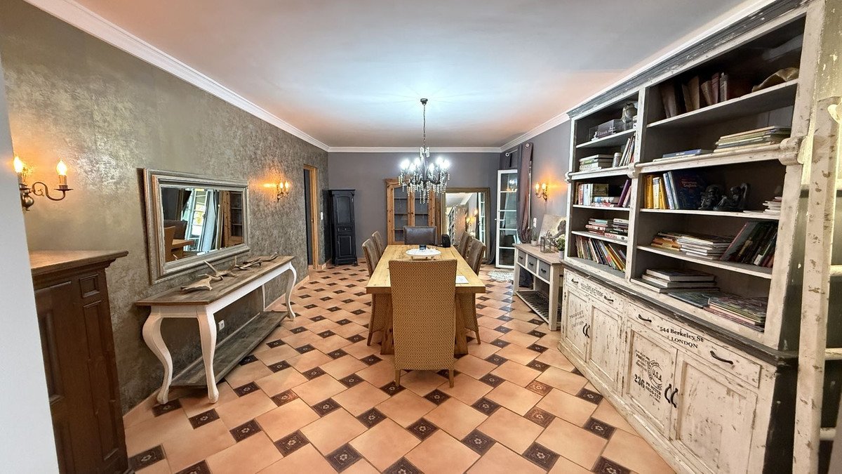 4 Bed Finca - Cortijo in Coín