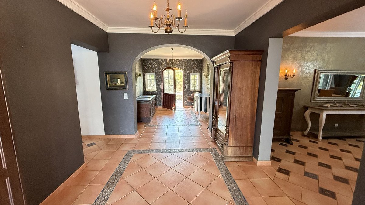 4 Bed Finca - Cortijo in Coín