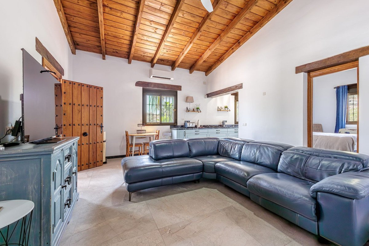 3 Bed Detached Villa in Coín