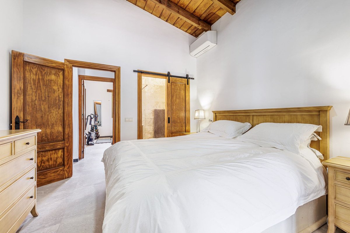 3 Bed Detached Villa in Coín